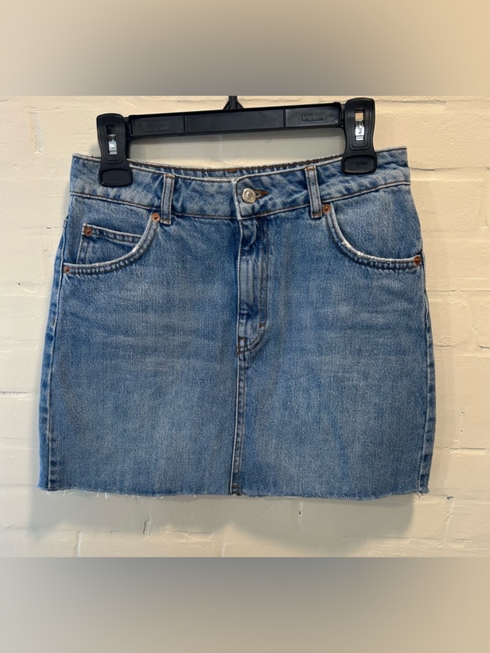 Topshop MOTO Denim Mini Skirt Raw Hem Y2K 90s Grunge Blue Jean Size 6